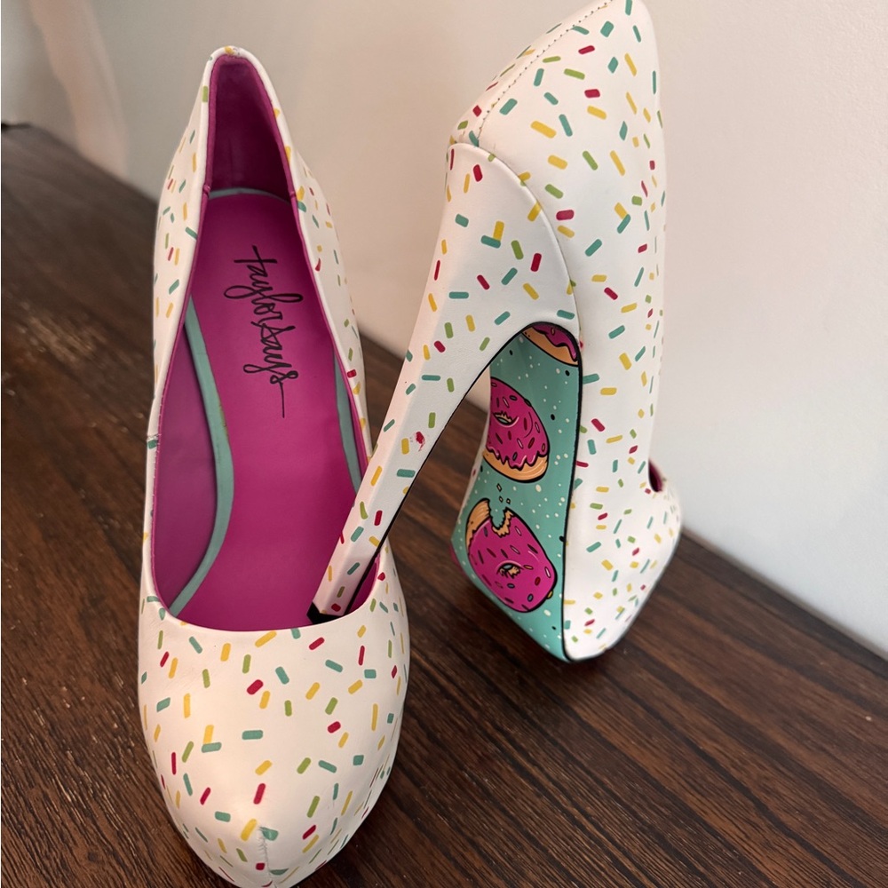 Taylor Says Glazed Platform High Heels